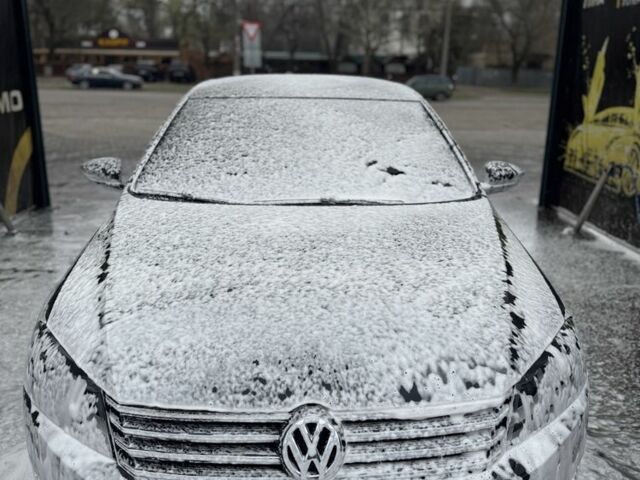 Серый Фольксваген Пассат, объемом двигателя 1.4 л и пробегом 193 тыс. км за 8700 $, фото 2 на Automoto.ua