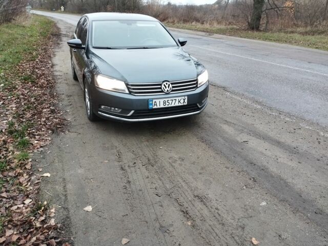 Серый Фольксваген Пассат, объемом двигателя 2 л и пробегом 269 тыс. км за 9000 $, фото 3 на Automoto.ua