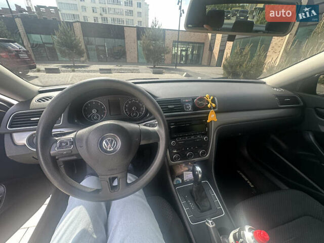 Серый Фольксваген Пассат, объемом двигателя 2.48 л и пробегом 197 тыс. км за 9200 $, фото 9 на Automoto.ua