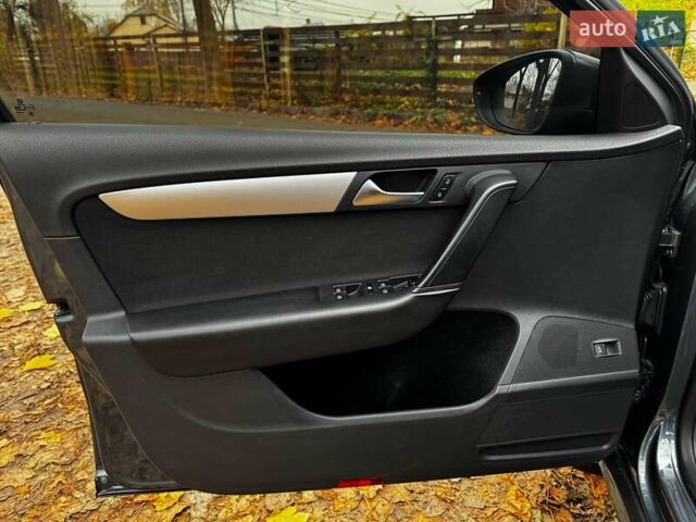 Сірий Фольксваген Пассат, об'ємом двигуна 1.8 л та пробігом 174 тис. км за 7990 $, фото 10 на Automoto.ua