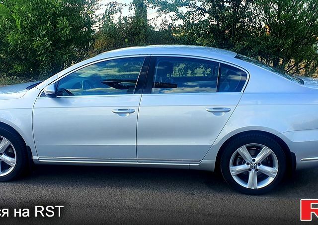 Сірий Фольксваген Пассат, об'ємом двигуна 1.8 л та пробігом 251 тис. км за 10200 $, фото 6 на Automoto.ua