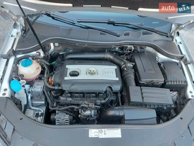 Серый Фольксваген Пассат, объемом двигателя 1.8 л и пробегом 123 тыс. км за 10600 $, фото 18 на Automoto.ua