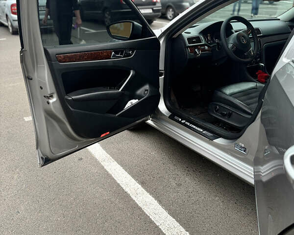 Сірий Фольксваген Пассат, об'ємом двигуна 1.97 л та пробігом 213 тис. км за 10000 $, фото 3 на Automoto.ua