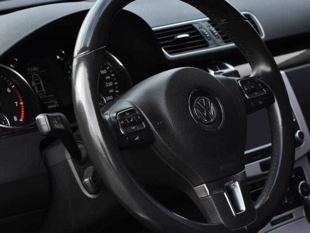 Серый Фольксваген Пассат, объемом двигателя 1.8 л и пробегом 186 тыс. км за 9490 $, фото 7 на Automoto.ua