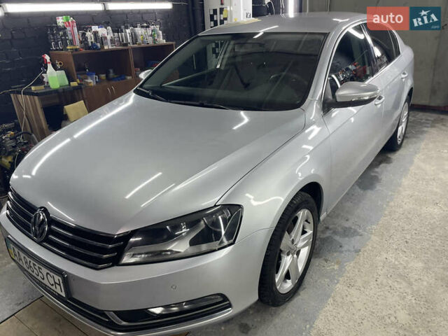 Серый Фольксваген Пассат, объемом двигателя 1.8 л и пробегом 160 тыс. км за 7800 $, фото 6 на Automoto.ua
