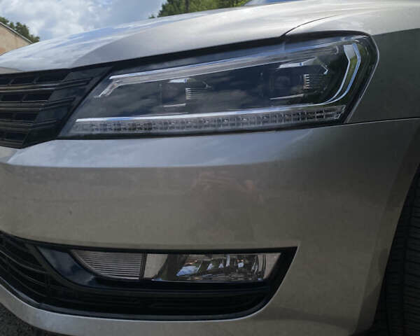 Серый Фольксваген Пассат, объемом двигателя 1.97 л и пробегом 129 тыс. км за 12999 $, фото 5 на Automoto.ua