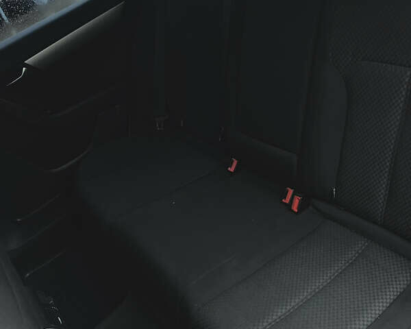 Серый Фольксваген Пассат, объемом двигателя 1.97 л и пробегом 238 тыс. км за 8700 $, фото 39 на Automoto.ua