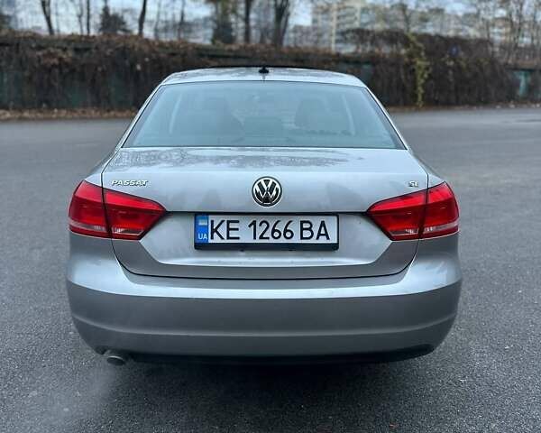 Сірий Фольксваген Пассат, об'ємом двигуна 2.48 л та пробігом 216 тис. км за 8250 $, фото 1 на Automoto.ua