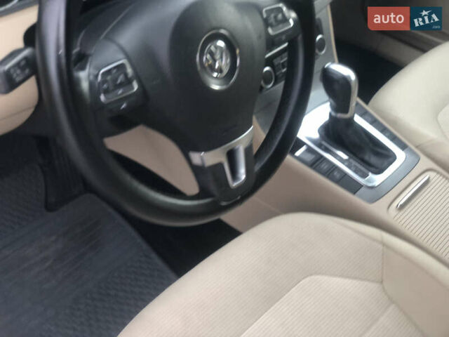 Серый Фольксваген Пассат, объемом двигателя 1.39 л и пробегом 224 тыс. км за 8350 $, фото 6 на Automoto.ua