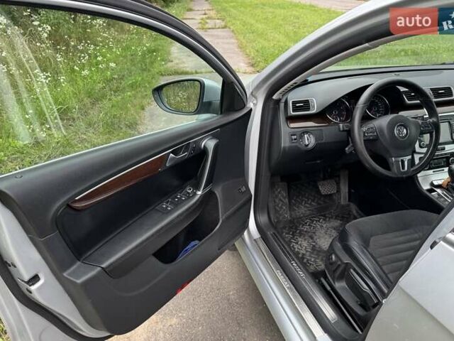 Сірий Фольксваген Пассат, об'ємом двигуна 1.8 л та пробігом 207 тис. км за 10500 $, фото 11 на Automoto.ua