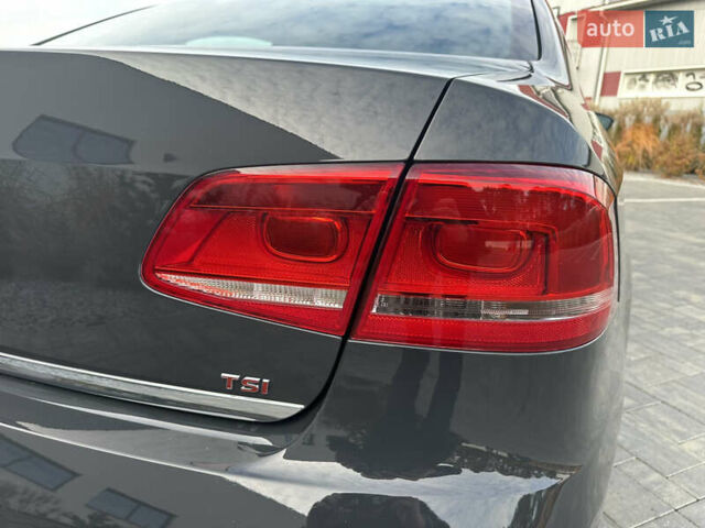 Серый Фольксваген Пассат, объемом двигателя 1.8 л и пробегом 214 тыс. км за 11900 $, фото 12 на Automoto.ua