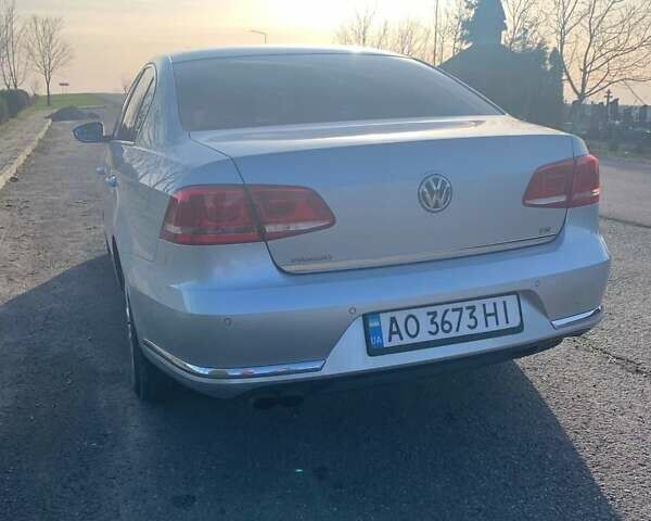 Серый Фольксваген Пассат, объемом двигателя 1.8 л и пробегом 234 тыс. км за 10300 $, фото 5 на Automoto.ua