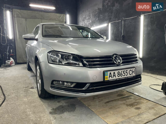 Серый Фольксваген Пассат, объемом двигателя 1.8 л и пробегом 160 тыс. км за 7800 $, фото 1 на Automoto.ua