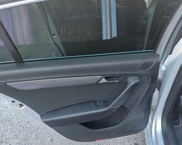 Серый Фольксваген Пассат, объемом двигателя 1.8 л и пробегом 123 тыс. км за 10600 $, фото 16 на Automoto.ua