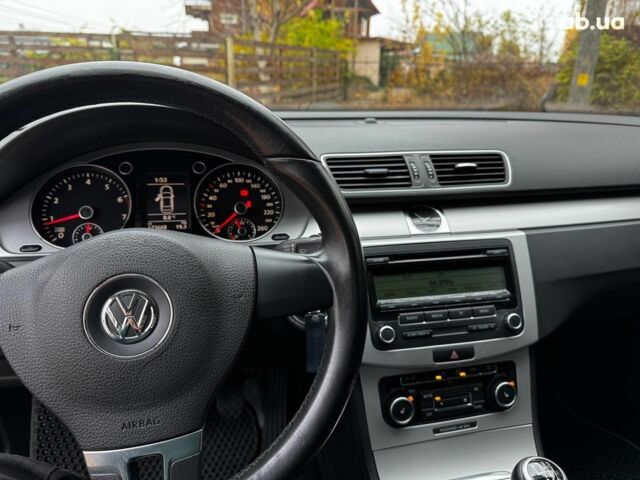 Серый Фольксваген Пассат, объемом двигателя 1.8 л и пробегом 174 тыс. км за 7990 $, фото 19 на Automoto.ua