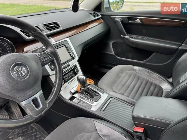 Сірий Фольксваген Пассат, об'ємом двигуна 1.8 л та пробігом 207 тис. км за 10500 $, фото 12 на Automoto.ua