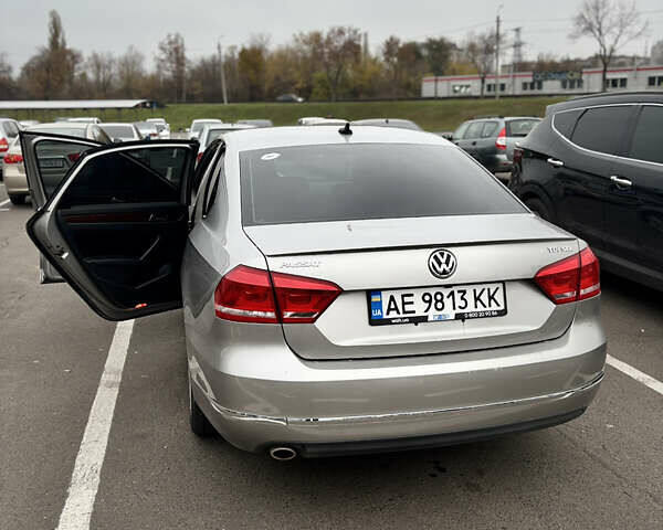 Сірий Фольксваген Пассат, об'ємом двигуна 1.97 л та пробігом 213 тис. км за 10000 $, фото 4 на Automoto.ua