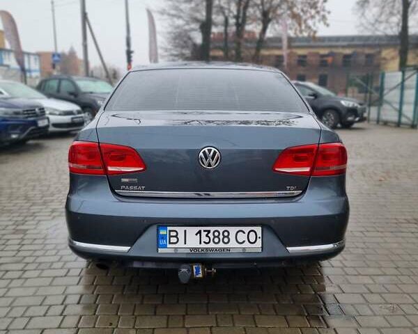 Сірий Фольксваген Пассат, об'ємом двигуна 1.6 л та пробігом 305 тис. км за 8800 $, фото 3 на Automoto.ua