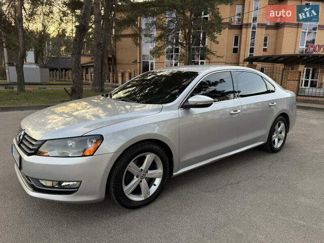 Серый Фольксваген Пассат, объемом двигателя 2.5 л и пробегом 250 тыс. км за 9200 $, фото 5 на Automoto.ua