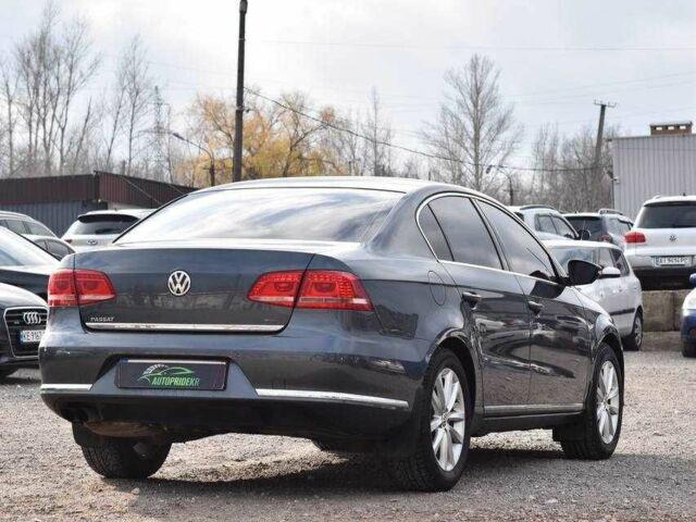 Серый Фольксваген Пассат, объемом двигателя 1.8 л и пробегом 186 тыс. км за 9490 $, фото 1 на Automoto.ua