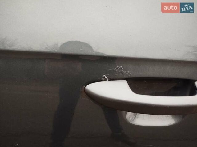 Сірий Фольксваген Пассат, об'ємом двигуна 1.97 л та пробігом 269 тис. км за 9000 $, фото 9 на Automoto.ua