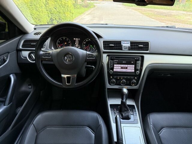 Серый Фольксваген Пассат, объемом двигателя 2.5 л и пробегом 250 тыс. км за 9700 $, фото 15 на Automoto.ua