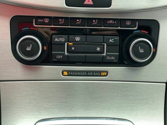 Серый Фольксваген Пассат, объемом двигателя 1.8 л и пробегом 186 тыс. км за 9900 $, фото 11 на Automoto.ua