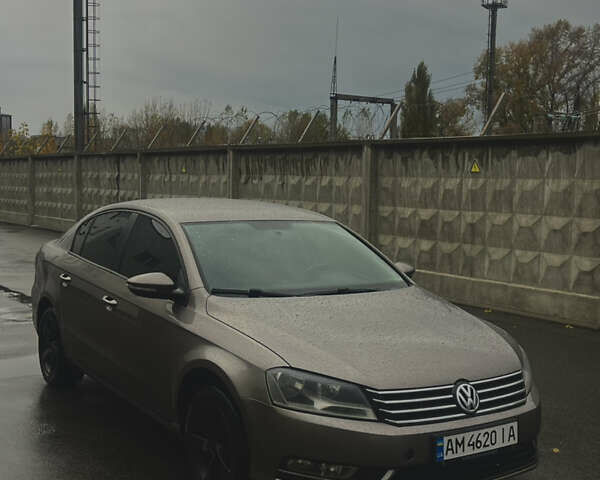 Серый Фольксваген Пассат, объемом двигателя 1.97 л и пробегом 238 тыс. км за 8700 $, фото 18 на Automoto.ua