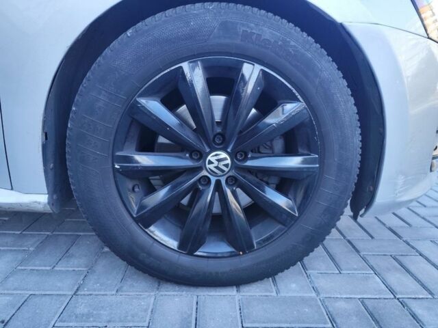 Серый Фольксваген Пассат, объемом двигателя 2.5 л и пробегом 254 тыс. км за 7900 $, фото 6 на Automoto.ua