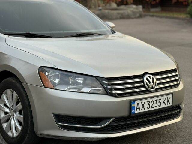 Серый Фольксваген Пассат, объемом двигателя 2.5 л и пробегом 220 тыс. км за 7500 $, фото 1 на Automoto.ua