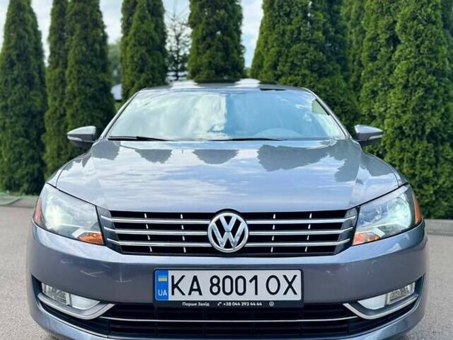 Сірий Фольксваген Пассат, об'ємом двигуна 2.48 л та пробігом 240 тис. км за 9700 $, фото 2 на Automoto.ua