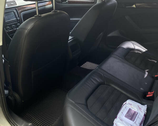 Серый Фольксваген Пассат, объемом двигателя 1.97 л и пробегом 129 тыс. км за 12999 $, фото 8 на Automoto.ua