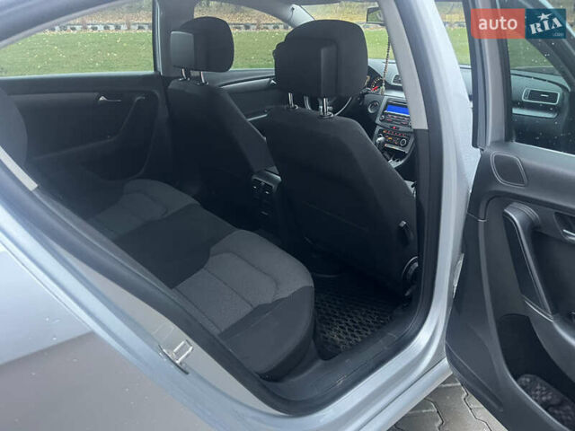 Серый Фольксваген Пассат, объемом двигателя 1.97 л и пробегом 265 тыс. км за 10750 $, фото 13 на Automoto.ua