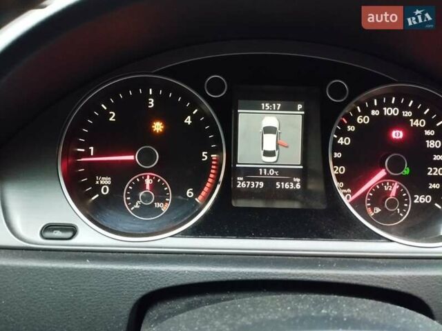 Сірий Фольксваген Пассат, об'ємом двигуна 1.97 л та пробігом 269 тис. км за 9000 $, фото 4 на Automoto.ua