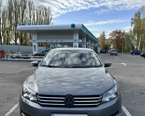 Сірий Фольксваген Пассат, об'ємом двигуна 2.5 л та пробігом 220 тис. км за 10500 $, фото 5 на Automoto.ua