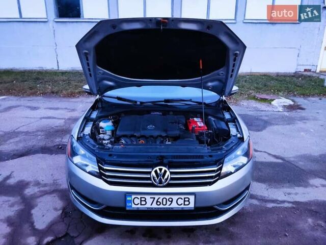 Серый Фольксваген Пассат, объемом двигателя 2.48 л и пробегом 169 тыс. км за 9900 $, фото 11 на Automoto.ua