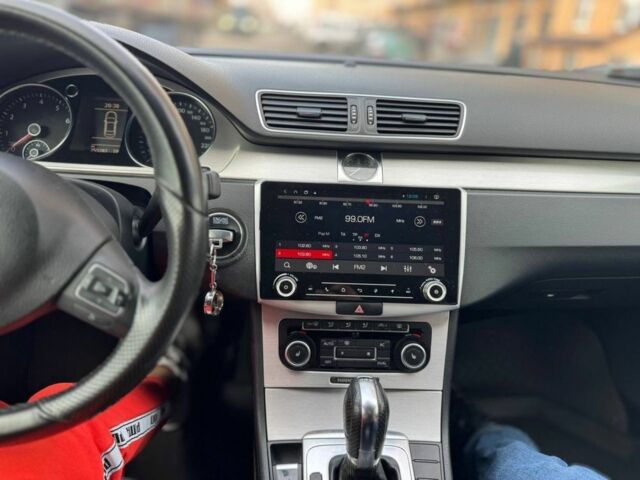 Серый Фольксваген Пассат, объемом двигателя 1.8 л и пробегом 255 тыс. км за 9200 $, фото 4 на Automoto.ua