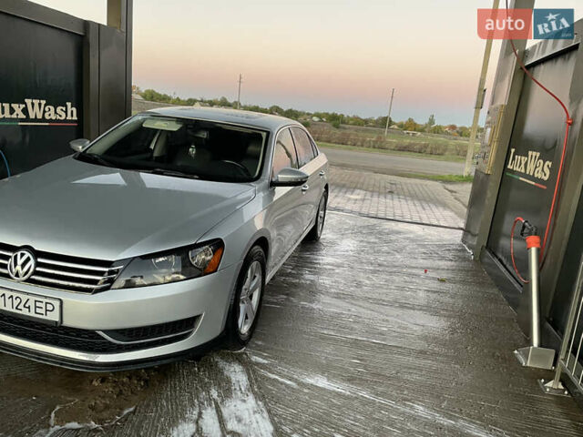 Серый Фольксваген Пассат, объемом двигателя 2.48 л и пробегом 228 тыс. км за 9500 $, фото 2 на Automoto.ua