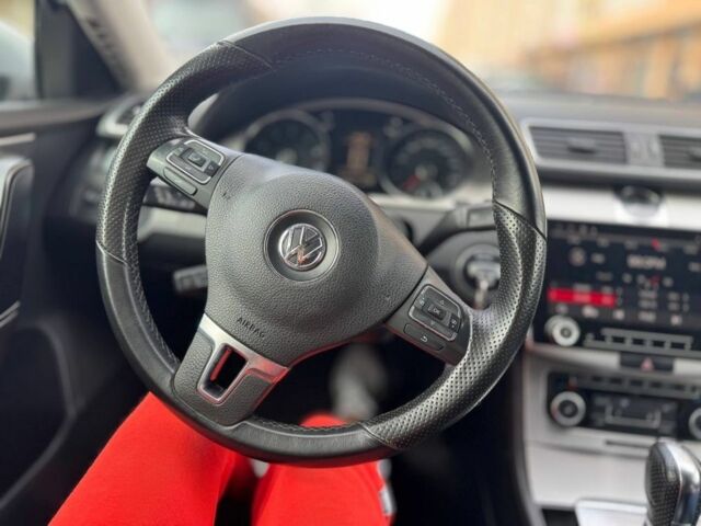 Серый Фольксваген Пассат, объемом двигателя 1.8 л и пробегом 255 тыс. км за 9200 $, фото 6 на Automoto.ua