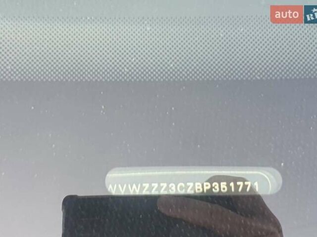 Серый Фольксваген Пассат, объемом двигателя 1.8 л и пробегом 245 тыс. км за 11500 $, фото 7 на Automoto.ua