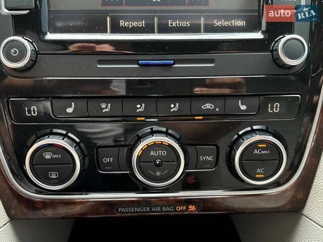 Сірий Фольксваген Пассат, об'ємом двигуна 2.48 л та пробігом 240 тис. км за 9700 $, фото 36 на Automoto.ua