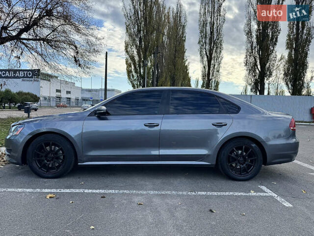 Сірий Фольксваген Пассат, об'ємом двигуна 2.5 л та пробігом 220 тис. км за 10500 $, фото 3 на Automoto.ua
