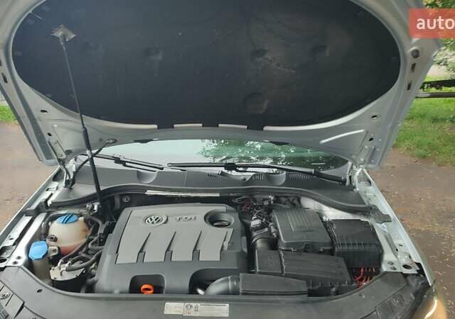 Сірий Фольксваген Пассат, об'ємом двигуна 1.6 л та пробігом 227 тис. км за 10300 $, фото 24 на Automoto.ua