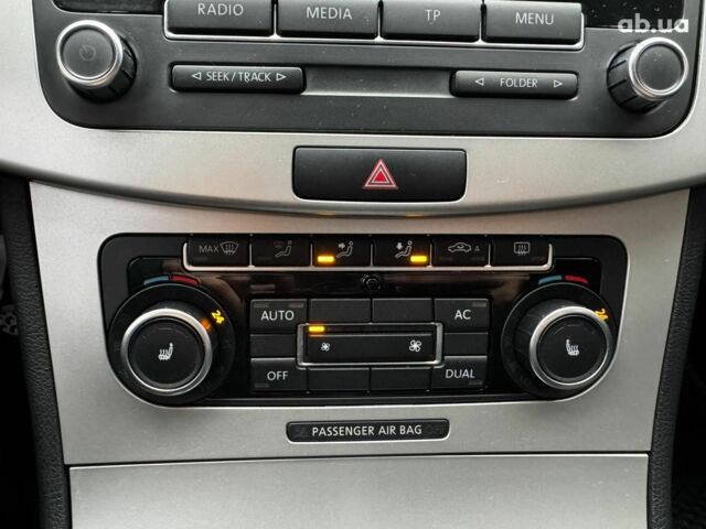 Серый Фольксваген Пассат, объемом двигателя 1.8 л и пробегом 174 тыс. км за 7990 $, фото 16 на Automoto.ua