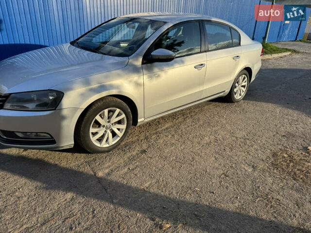 Серый Фольксваген Пассат, объемом двигателя 1.6 л и пробегом 356 тыс. км за 8700 $, фото 21 на Automoto.ua