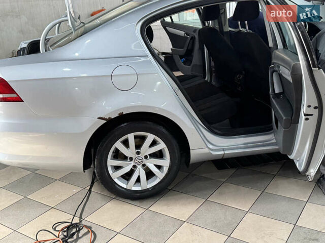 Серый Фольксваген Пассат, объемом двигателя 1.6 л и пробегом 356 тыс. км за 8700 $, фото 8 на Automoto.ua