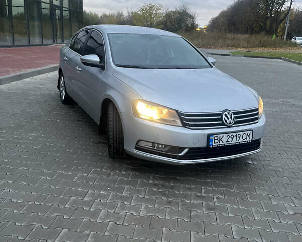 Серый Фольксваген Пассат, объемом двигателя 1.97 л и пробегом 265 тыс. км за 10750 $, фото 14 на Automoto.ua