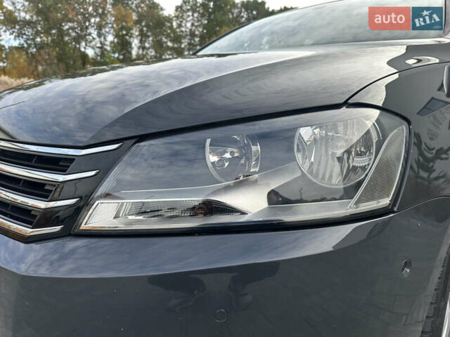 Серый Фольксваген Пассат, объемом двигателя 1.8 л и пробегом 214 тыс. км за 11900 $, фото 10 на Automoto.ua