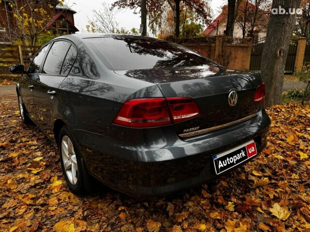 Серый Фольксваген Пассат, объемом двигателя 1.8 л и пробегом 174 тыс. км за 7990 $, фото 7 на Automoto.ua