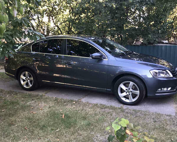 Сірий Фольксваген Пассат, об'ємом двигуна 1.8 л та пробігом 115 тис. км за 12500 $, фото 14 на Automoto.ua